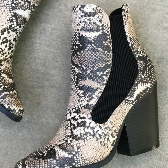 “Ivy” faux snake skin above the ankle bootie - Picture 4 of 5